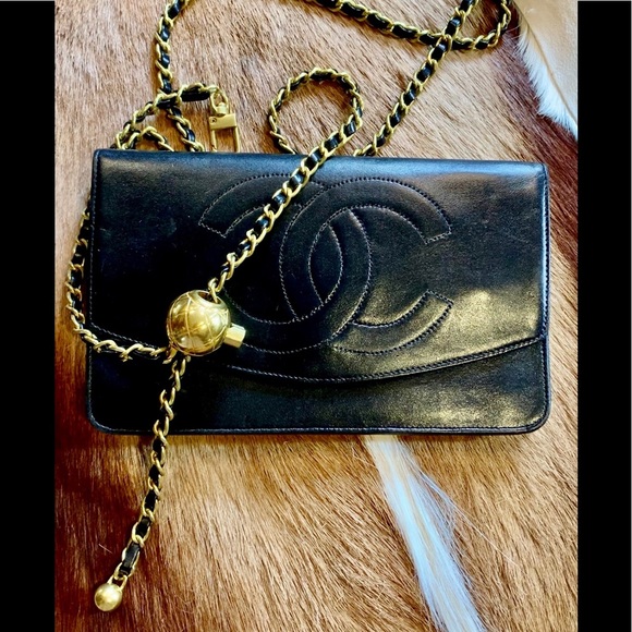 ❗️SOLD ❗️Chanel TIMELESS Clutch/WOC BEAUTIFUL 💙💕💙 - Picture 5 of 16